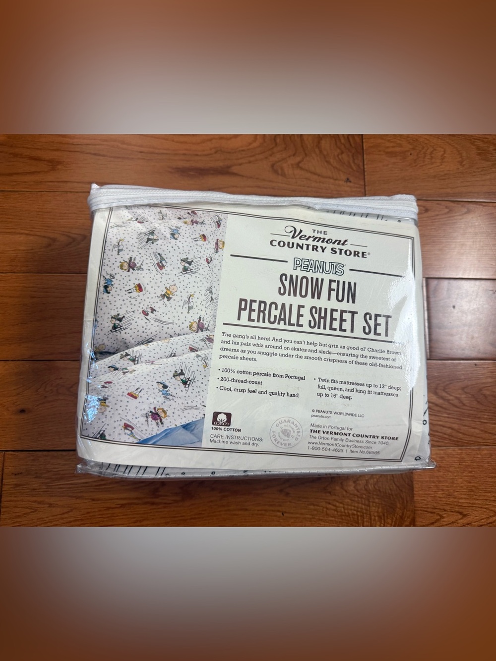 The Vermont Country Store Peanuts “Snow Fun” King Size Percale Sheets NIB